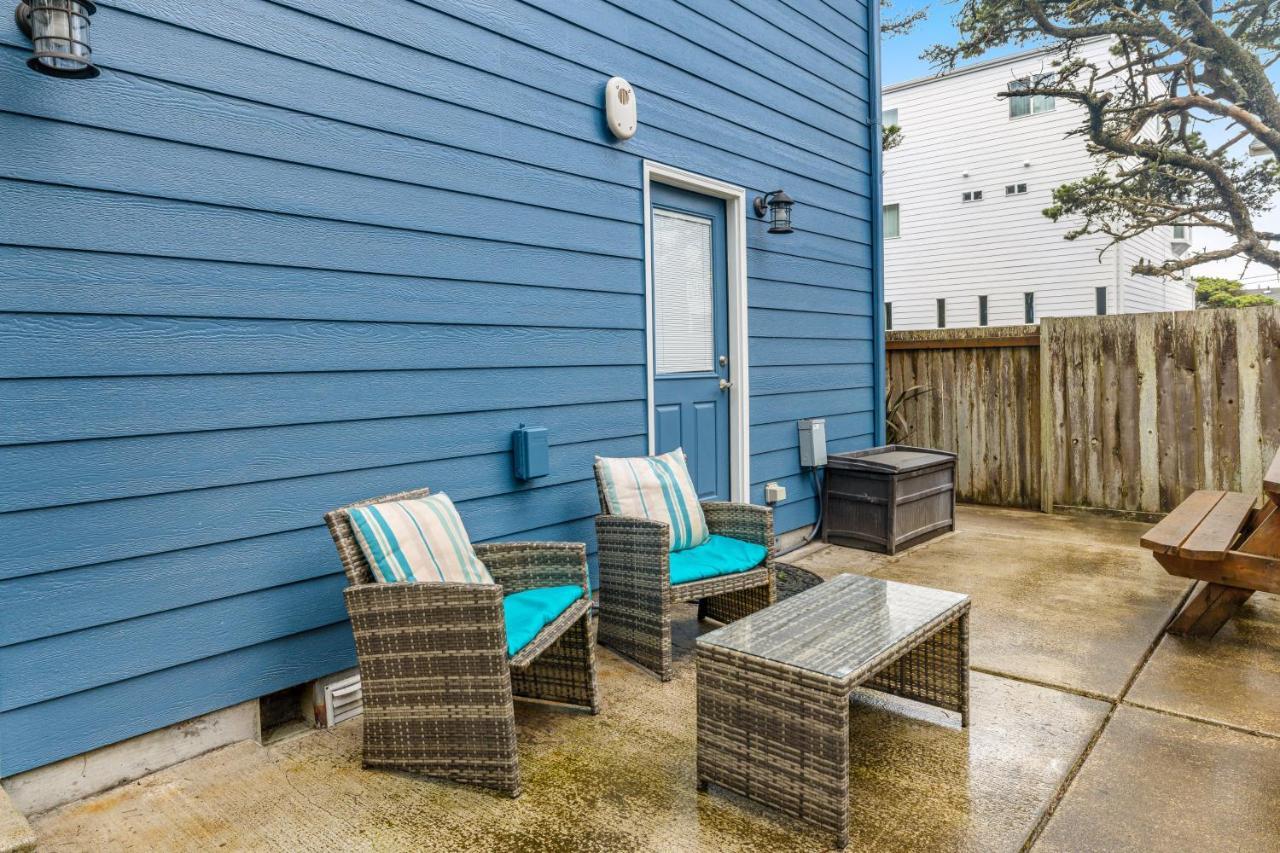 Gone Coastal Villa Lincoln City Bagian luar foto