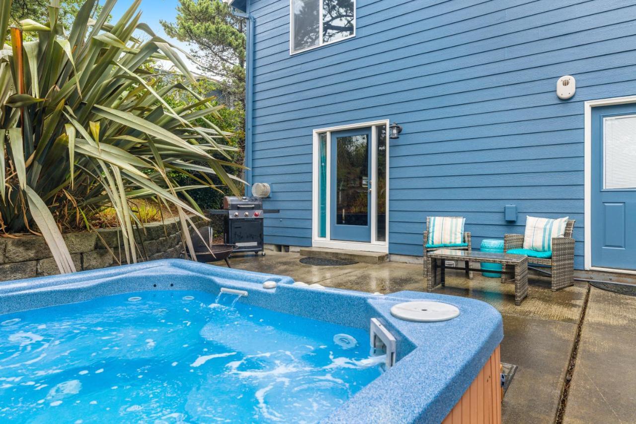 Gone Coastal Villa Lincoln City Bagian luar foto