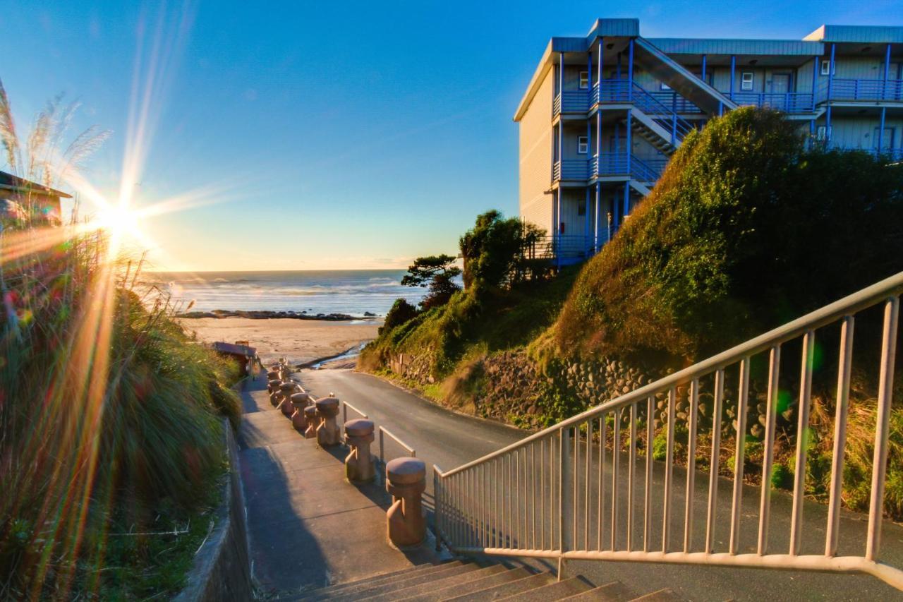 Gone Coastal Villa Lincoln City Bagian luar foto