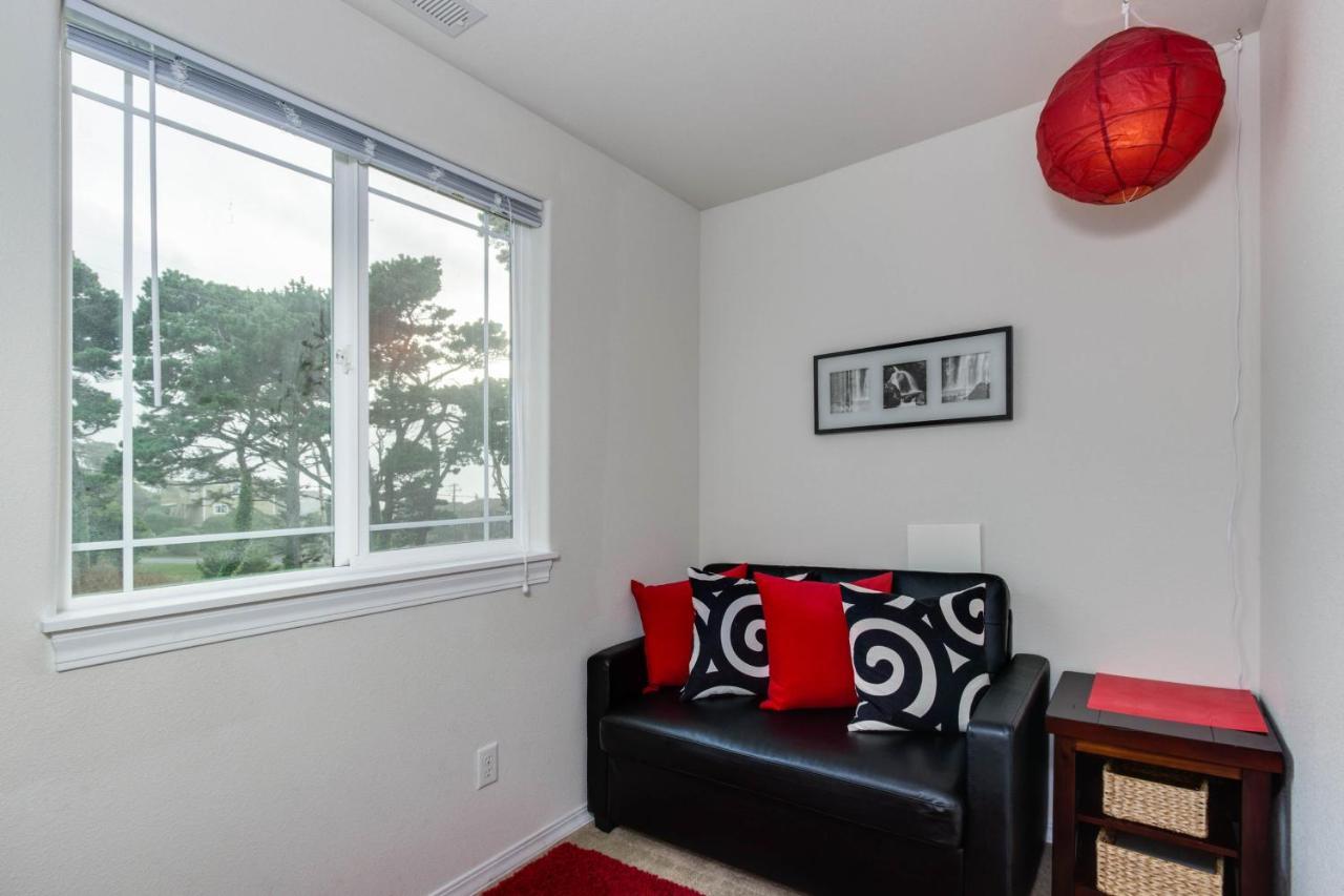 Gone Coastal Villa Lincoln City Bagian luar foto