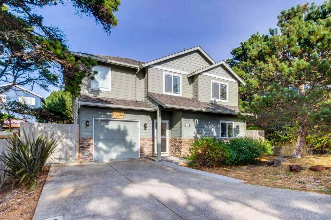 Gone Coastal Villa Lincoln City Bagian luar foto